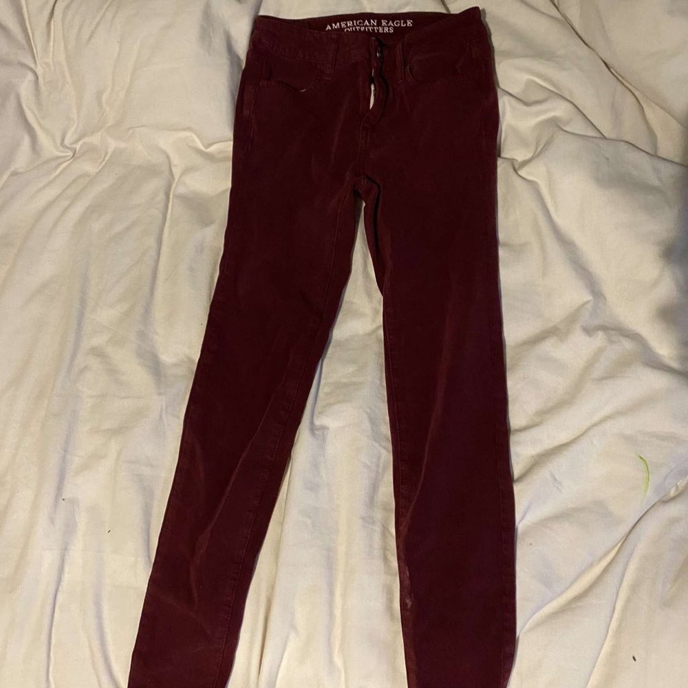 American eagle maroon jeans